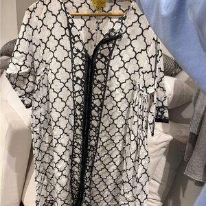 Roberta Roller Rabbit Black and White Geometric Cape